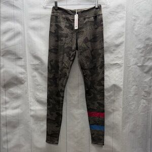Sundry NWT Gray Camouflage Striped Leg Leggings
